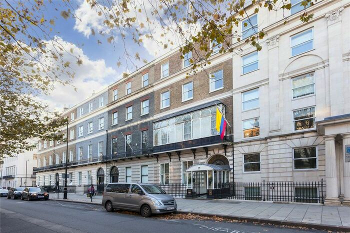 3 Bedroom Flat To Rent In Portland Place, Marylebone, London, W1B