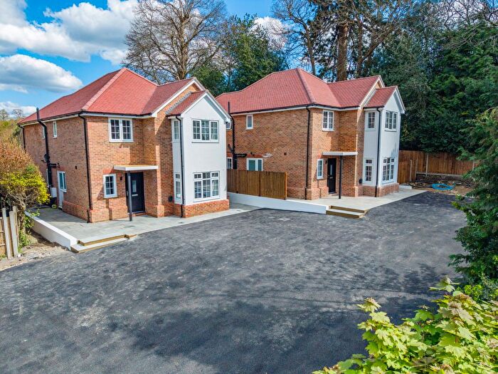 4 Bedroom Detached House For Sale In Talbot Park, Tunbridge Wells, TN2