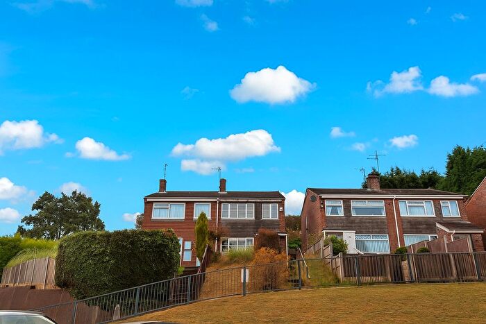 3 Bedroom Semi-Detached House To Rent In Hillside Road, Blidworth, Mansfield, NG21