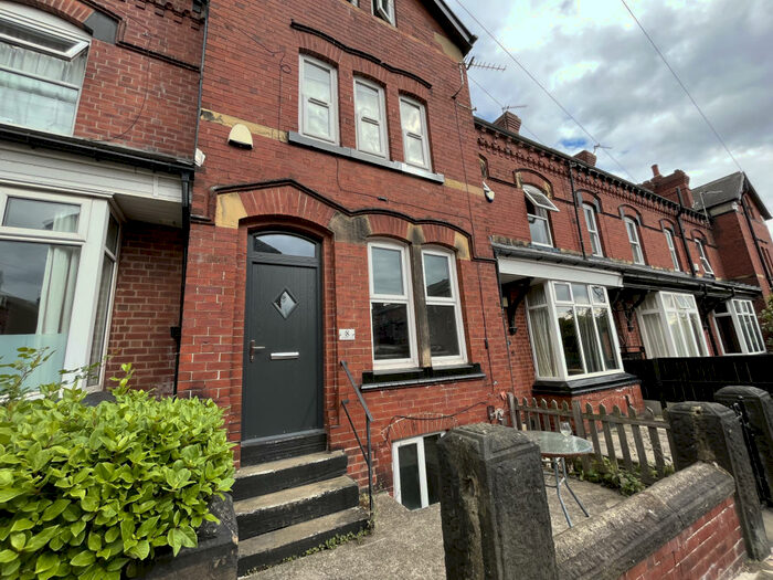6 Bedroom Terraced House To Rent In Granby Road, Leeds, West Yorkshire, LS6
