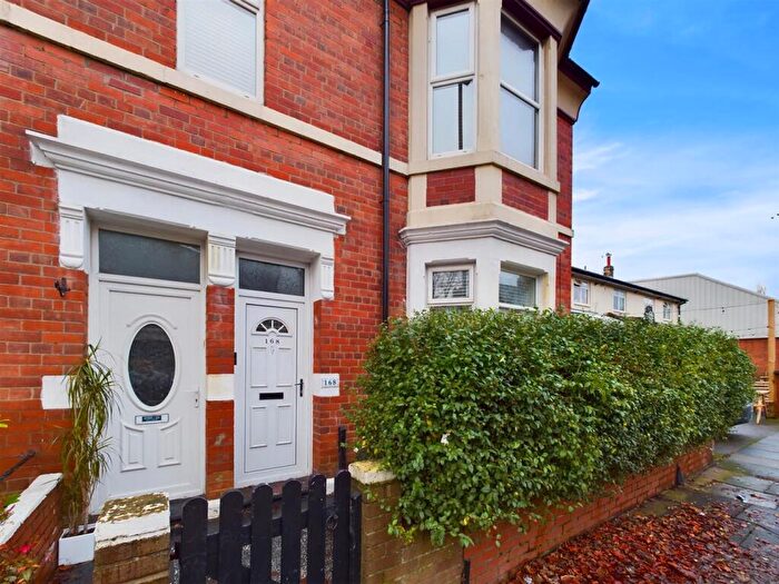 2 Bedroom Flat To Rent In Queen Alexandra Road, North Shields, NE29