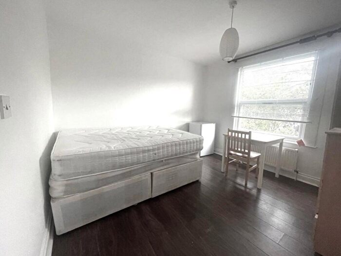 Studio To Rent In Burgoyne Road, Harringay, London, N4