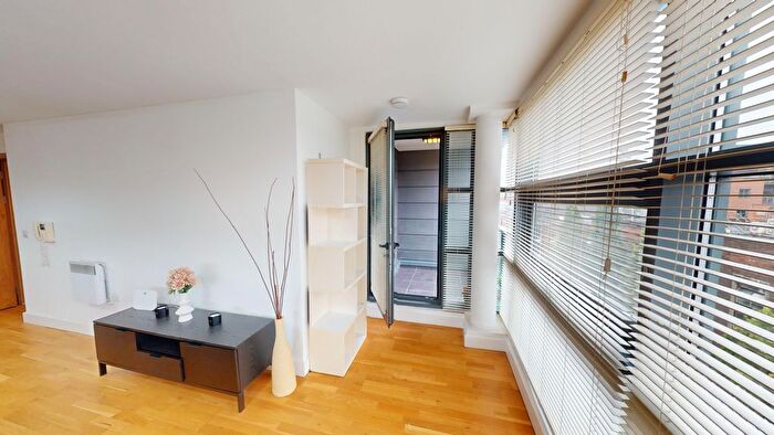 2 Bedroom Flat To Rent In Colquitt Street, Liverpool, L1