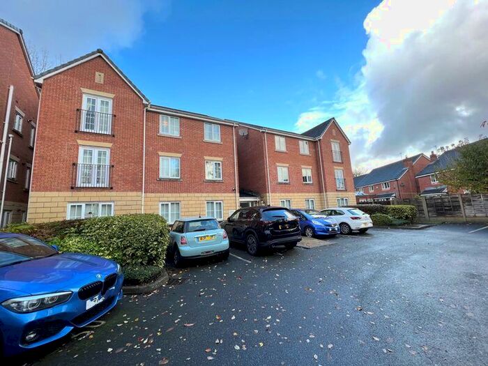 2 Bedroom Detached House To Rent In Godolphin Close, Manchester, M30