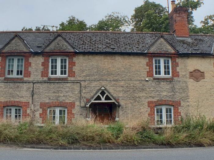 4 Bedroom Terraced House To Rent In Oxford Street Woodstock, OX20