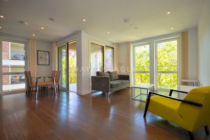 2 Bedroom Property To Rent In Heygate Street, Southwark, London., SE17