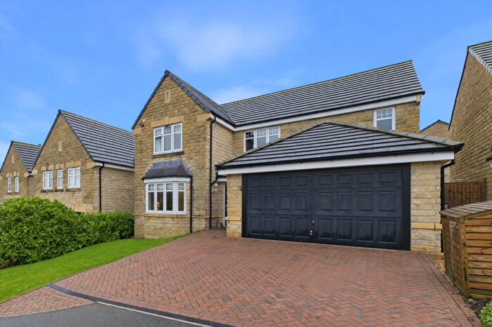 4 Bedroom Detached House For Sale In Goodwin Close, Crich, DE4