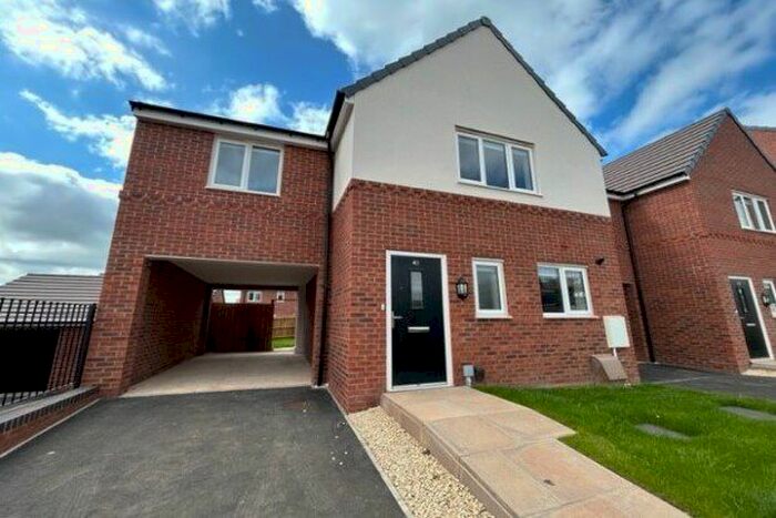 4 Bedroom Property To Rent In Harviston Avenue, Nottingham, NG4