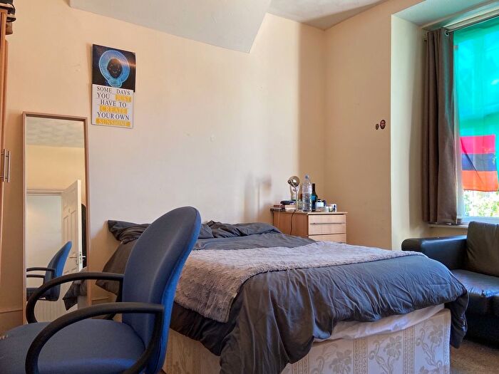 6 Bedroom Semi-Detached House To Rent In Brading Road, Brighton, BN2