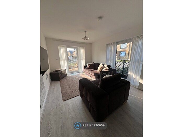 1 Bedroom Flat To Rent In Whitecliff, Swanscombe, DA10