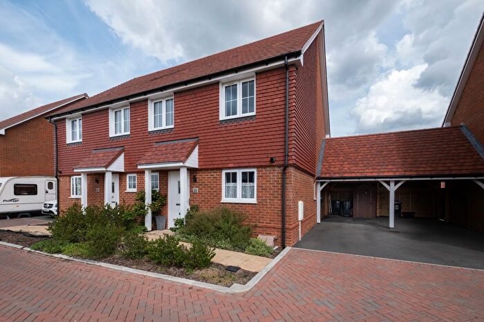 3 Bedroom Semi-Detached House For Sale In Alliss Gardens, Sandwich, Kent, CT13