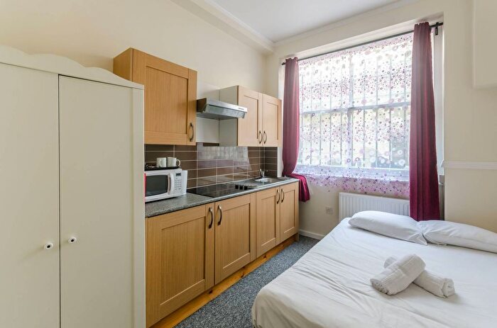 Studio To Rent In Castletown Road, West Kensington, London, W14