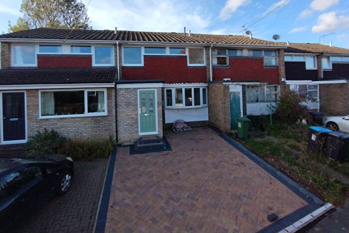 3 Bedroom Property To Rent In Ryder Close, Bovingdon, HP3