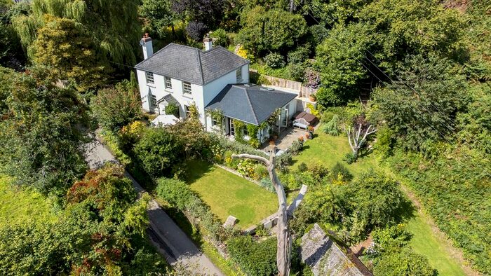 3 Bedroom Detached House For Sale In Bigbury, Kingsbridge, TQ7