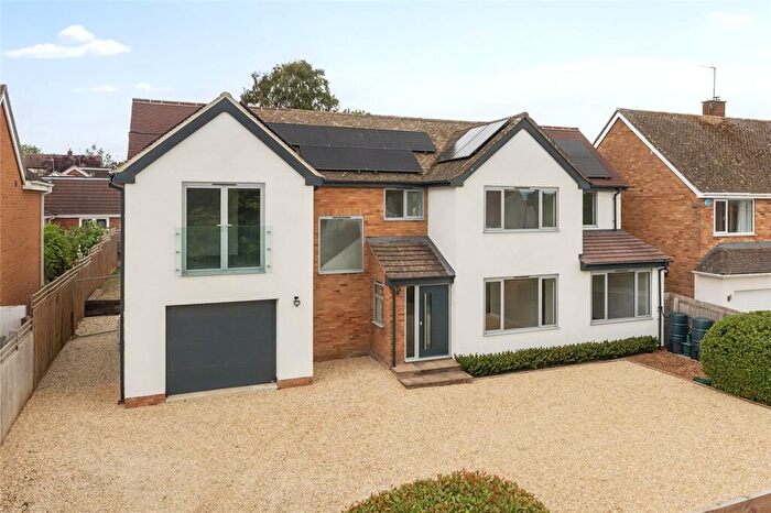 4 Bedroom Detached House For Sale In Twyning Green, Twyning, Tewkesbury, GL20