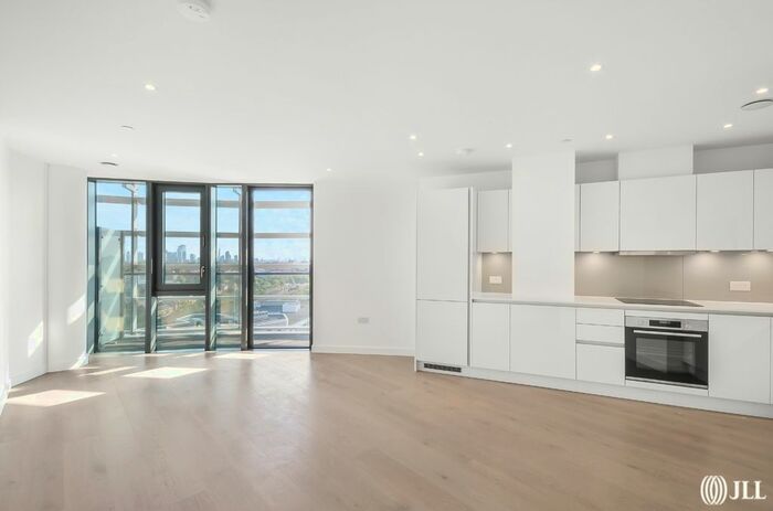 2 Bedroom Flat For Sale In City North West, N4