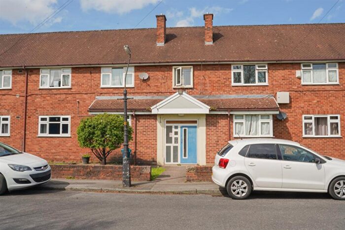 2 Bedroom Flat For Sale In Broseley Road, Firswood, M16