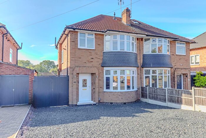 3 Bedroom Semi-detached House For Sale In Hardie Crescent, Leicester, LE3