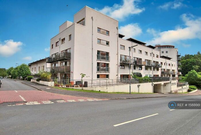 4 Bedroom Flat To Rent In Lochburn Gate, Glasgow, G20