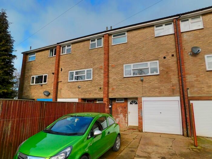 4 Bedroom Property To Rent In Lymn Court, Grantham, NG31