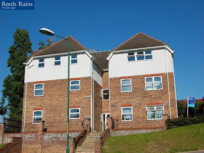 2 Bedroom Apartment To Rent In Flat Valley Heights Joyce Green, Dartford, DA1