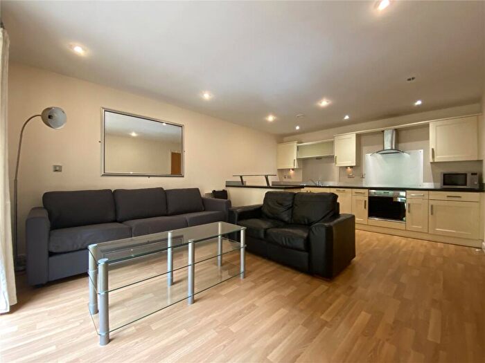 2 Bedroom Flat To Rent In Manor Chare, Newcastle Upon Tyne, Tyne And Wear, NE1