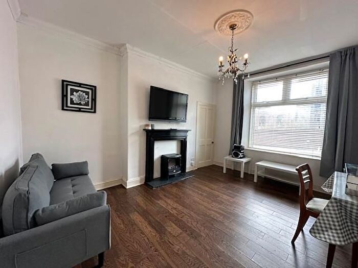 2 Bedroom Flat To Rent In Hutcheon Street, Aberdeen, AB25