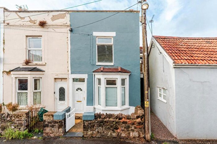 3 Bedroom End Of Terrace House For Sale In Period Home Offering Three Bedrooms, Ideally Situated Centrally Within The Village Of Yatton, BS49