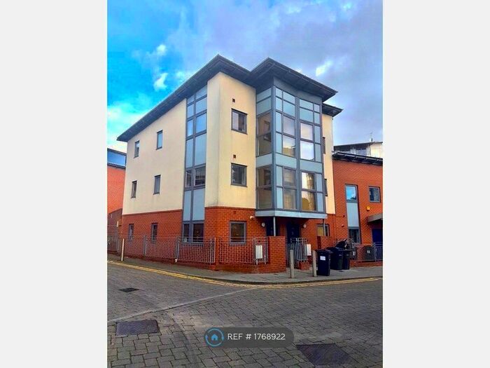 4 Bedroom Terraced House To Rent In Bell Barn Road, Birmingham, B15