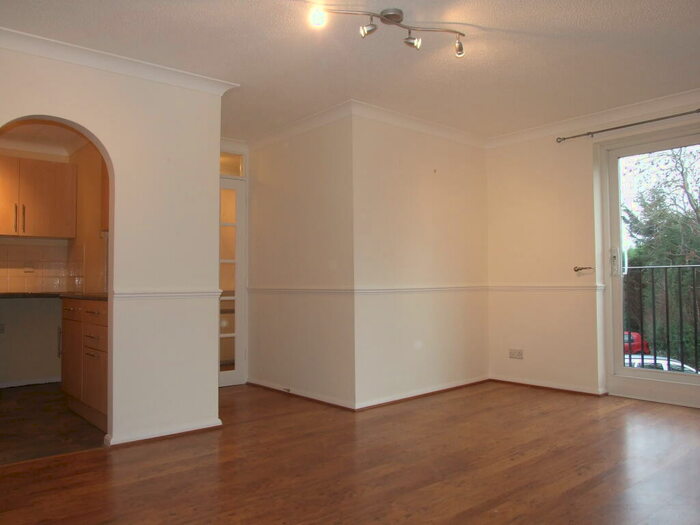 1 Bedroom Apartment To Rent In Westholm Court, Bicester, OX26