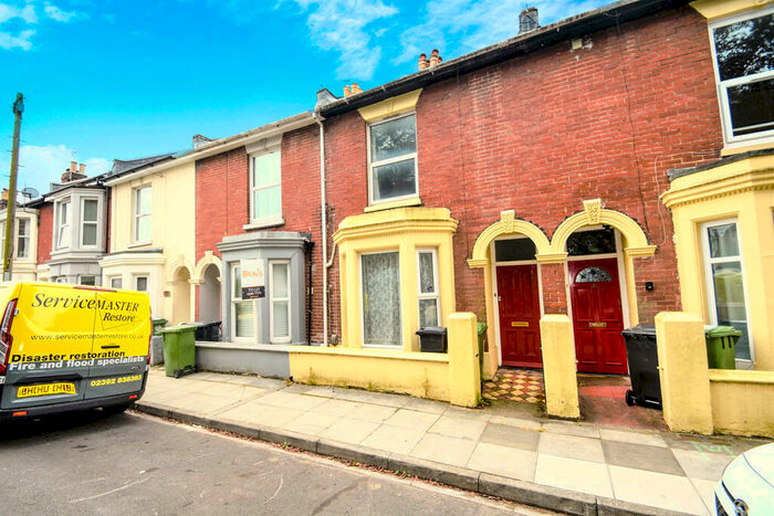 4 Bedroom Terraced House To Rent In Playfair Road, Southsea, PO5