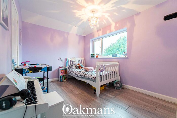 2 Bedroom Semi-Detached House For Sale In Merrishaw Road, Northfield, Birmingham, B31