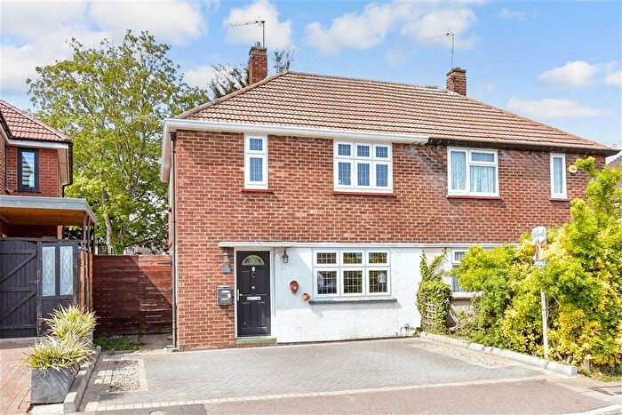 2 Bedroom Semi Detached House For Sale In Highstead Crescent, Erith, Kent, DA8