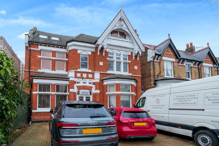 1 Bedroom Flat To Rent In Gordon Road, London, W5