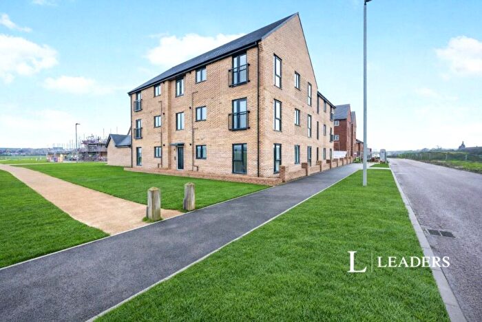 2 Bedroom Flat To Rent In Verde Avenue, Wixams, Bedford, MK42