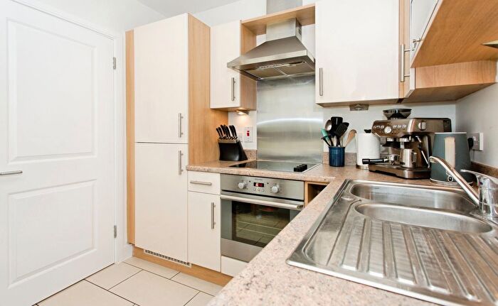 2 Bedroom Detached House For Sale In Abberley Wood, Great Shelford, Cambridge, Cambridgeshire, CB22
