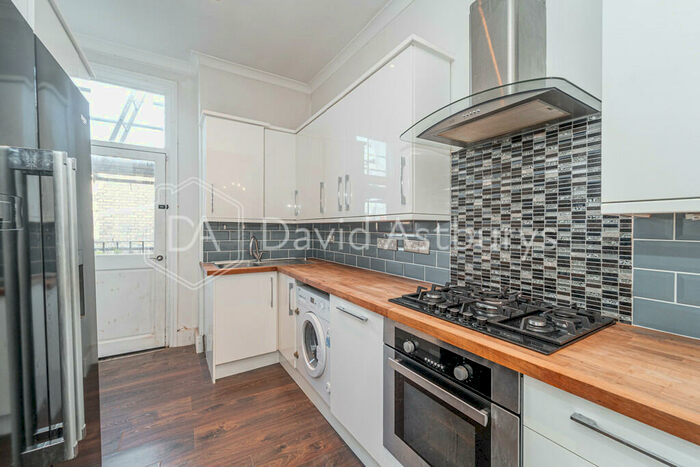 2 Bedroom Apartment To Rent In Tottenham Lane, London, N8