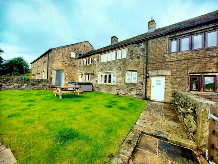 4 Bedroom Terraced House To Rent In Quarry Lane, Dobcross, Saddleworth, OL3