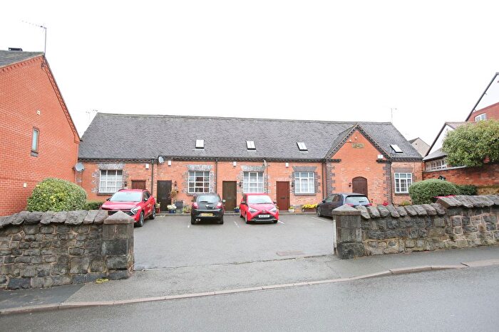 2 Bedroom Terraced House To Rent In School Court, Atherstone, CV9