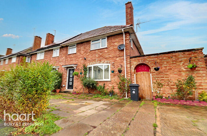 3 Bedroom Semi Detached House For Sale In Trent Road, Bury St Edmunds, IP32