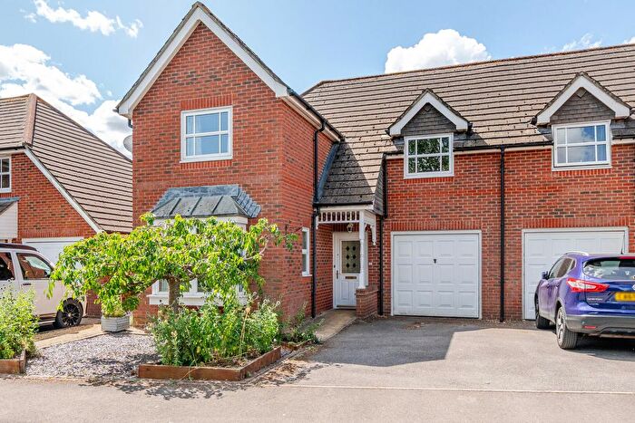 3 Bedroom Semi-Detached House For Sale In Topaz Drive, Andover, SP10