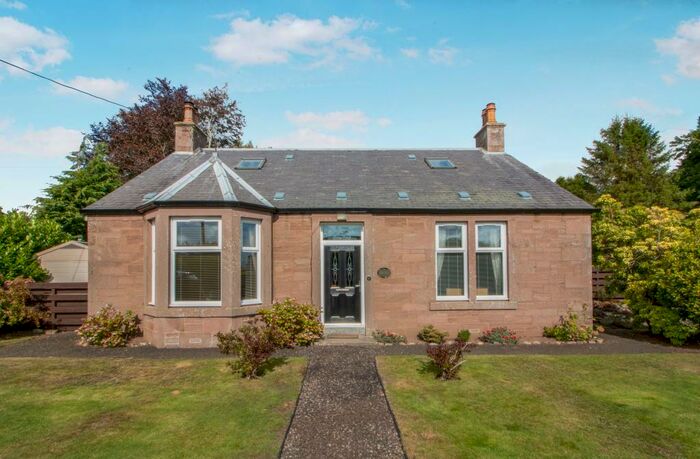 4 Bedroom Detached House For Sale In Dunnichen Road, Kingsmuir, Forfar, DD8