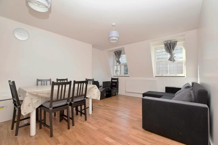 2 Bedroom Flat To Rent In Herbert Ashman Building, Broadmead, Bristol BS1