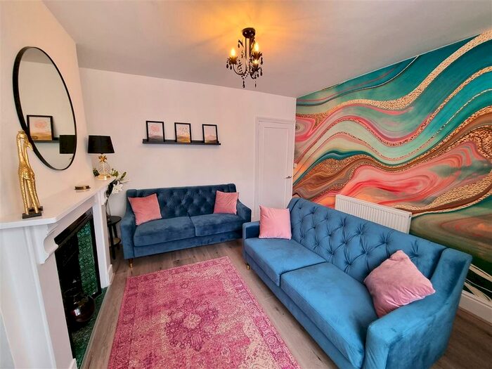 2 Bedroom End Terrace House To Rent In Pound Lane, Canterbury, CT1