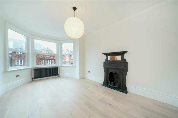 1 Bedroom Flat To Rent In Sheldon Road, Cricklewood, NW2