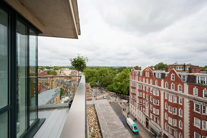 2 Bedroom Apartment To Rent In Flat, Baker Street, London, NW1