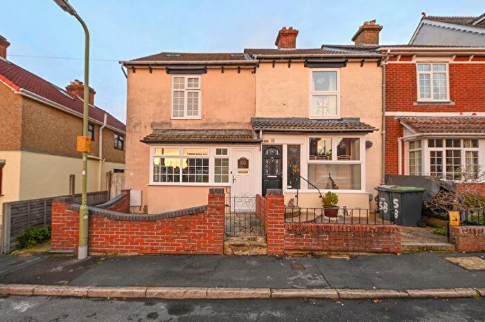 2 Bedroom Terraced House To Rent In Jubilee Road, Waterlooville, PO7