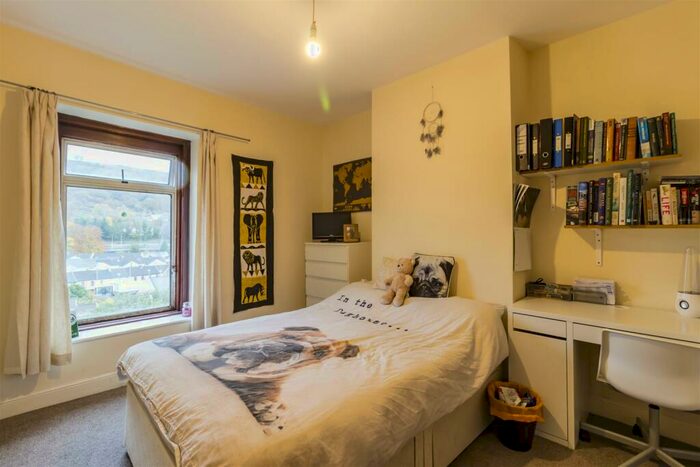4 Bedroom Terraced House To Rent In Wood Road, Treforest, CF37