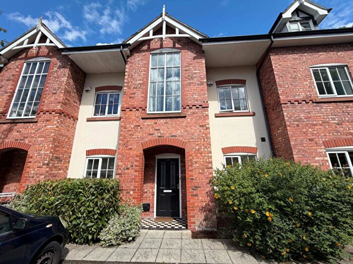 3 Bedroom Terraced House For Sale In Alness Road, Manchester, M16