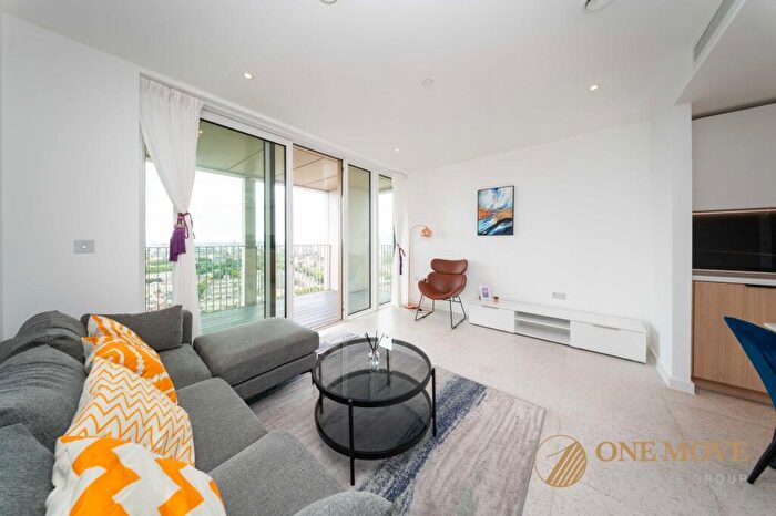 2 Bedroom Apartment To Rent In The Silk District, London, E1